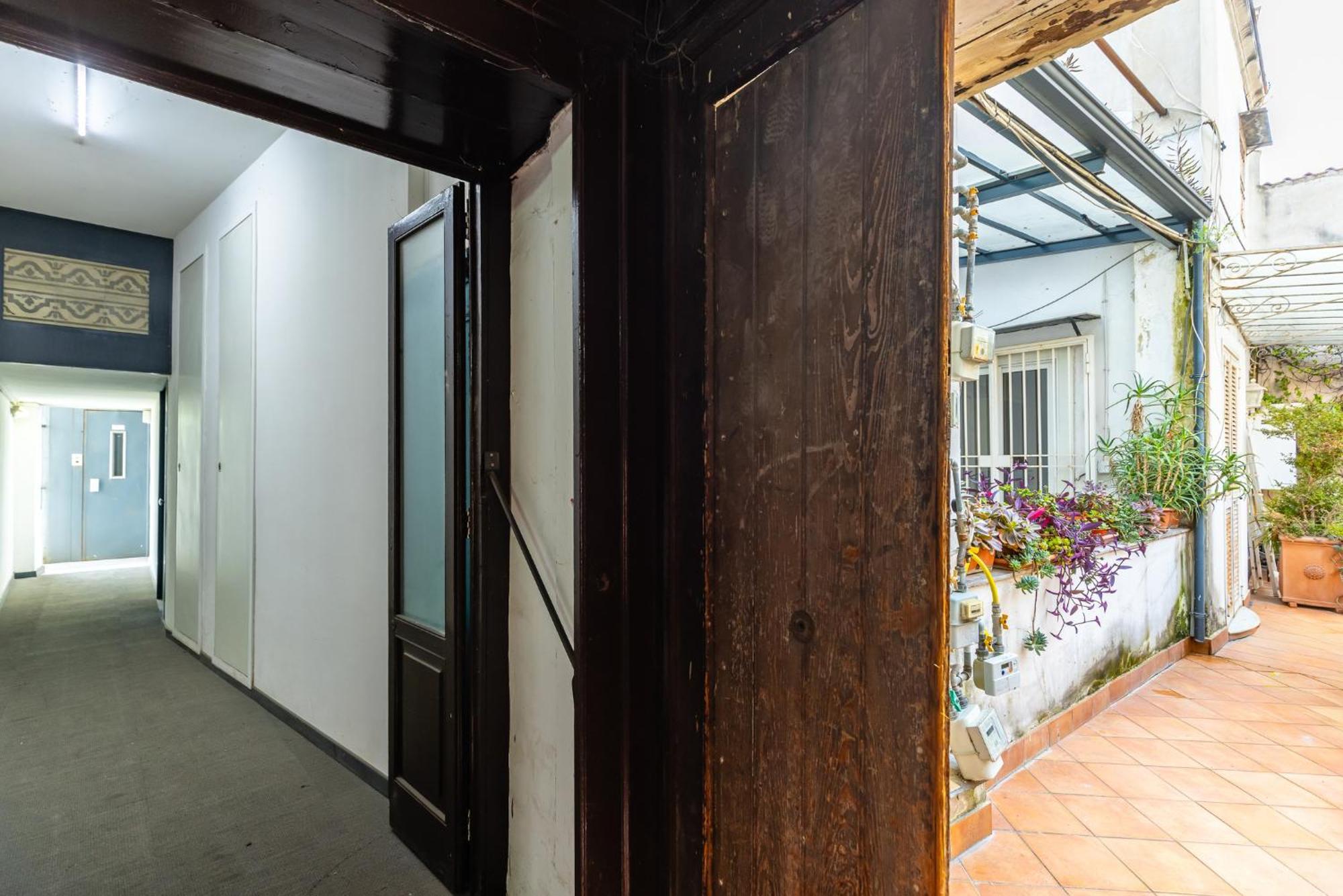 Santa Chiara Charming House With Terrace At Historical Center Napels